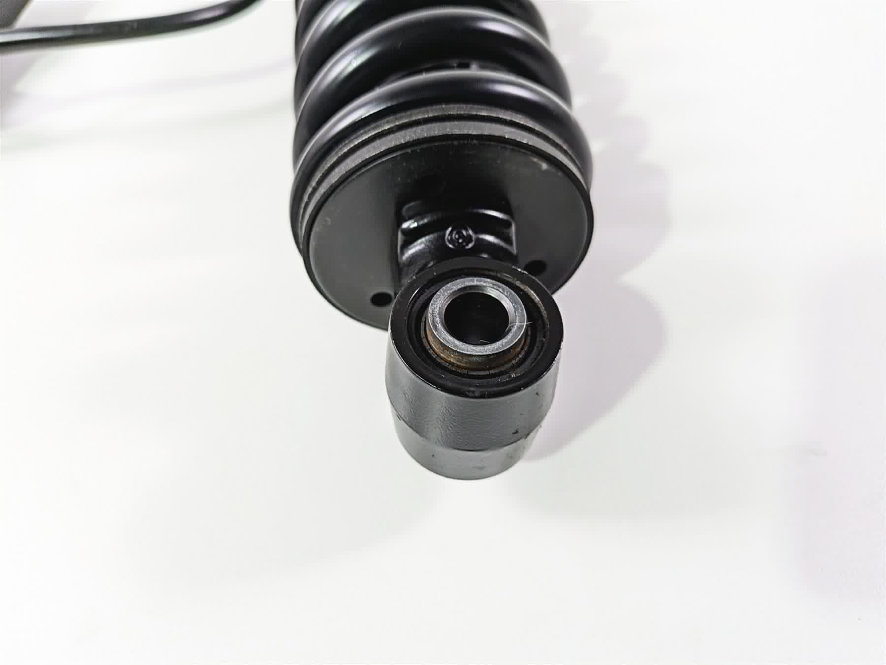 2019 Harley Softail FXDR 114 Showa Rear Suspension Shock Damper 54000139 {{ shop.shopifyCountryName }} - Mototech271