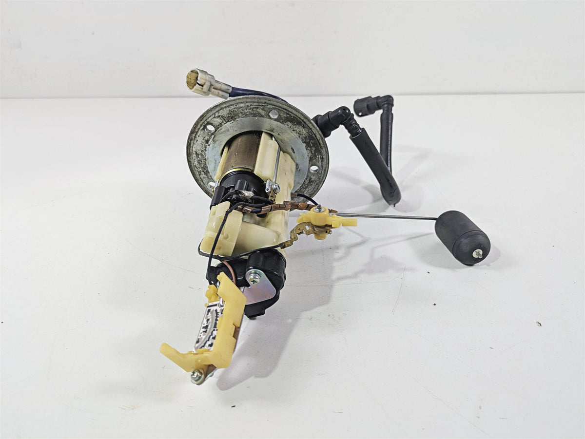 2006 Suzuki GSXR1000 K6 Fuel Gas Petrol Pump READ 15100-41G00 {{ shop.shopifyCountryName }} - Mototech271
