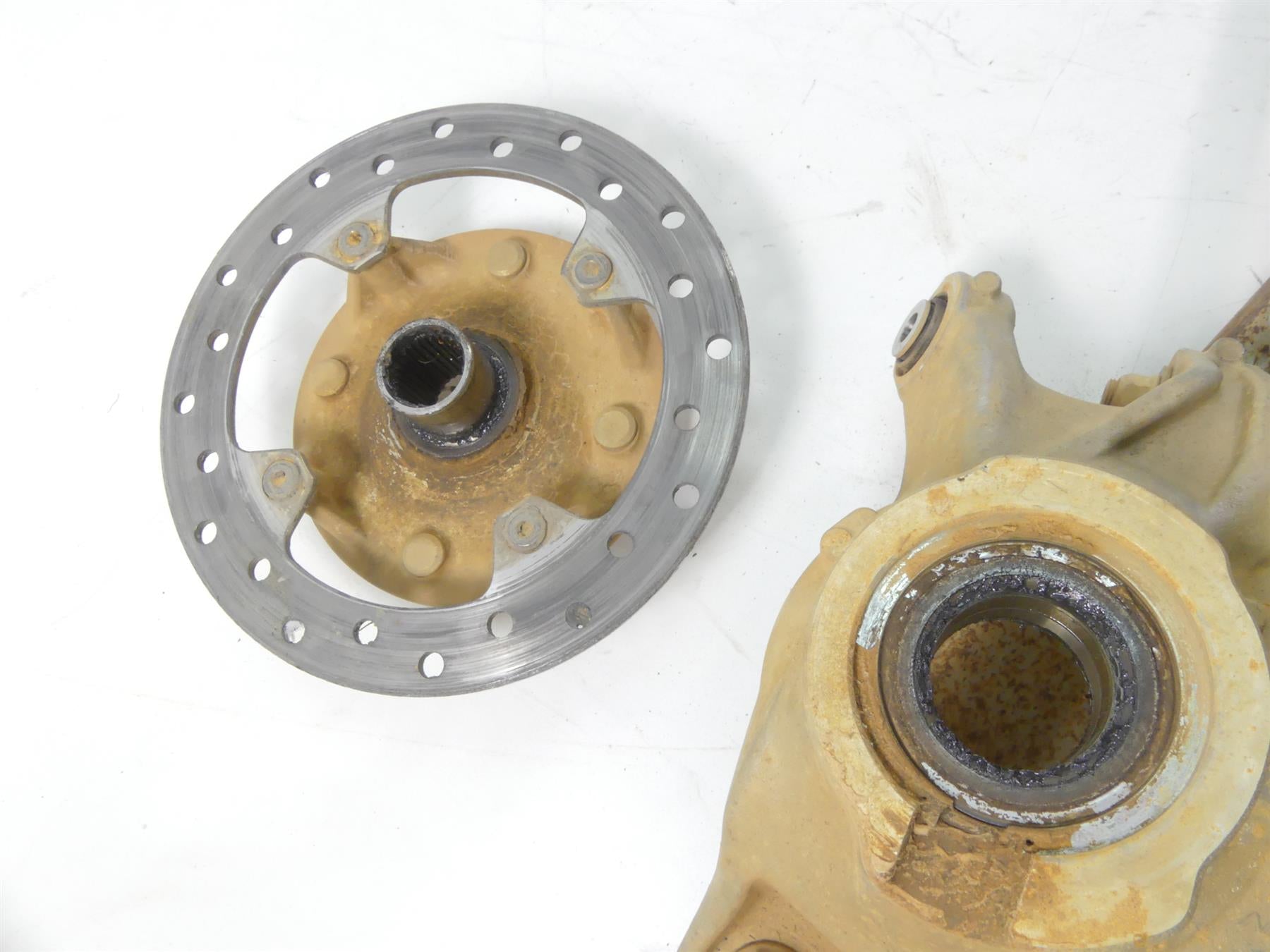 2019 Honda Talon SXS1000 S2R Left Rear Trailing Arm Spindle Set 52360-HL6-A10 {{ shop.shopifyCountryName }} - Mototech271