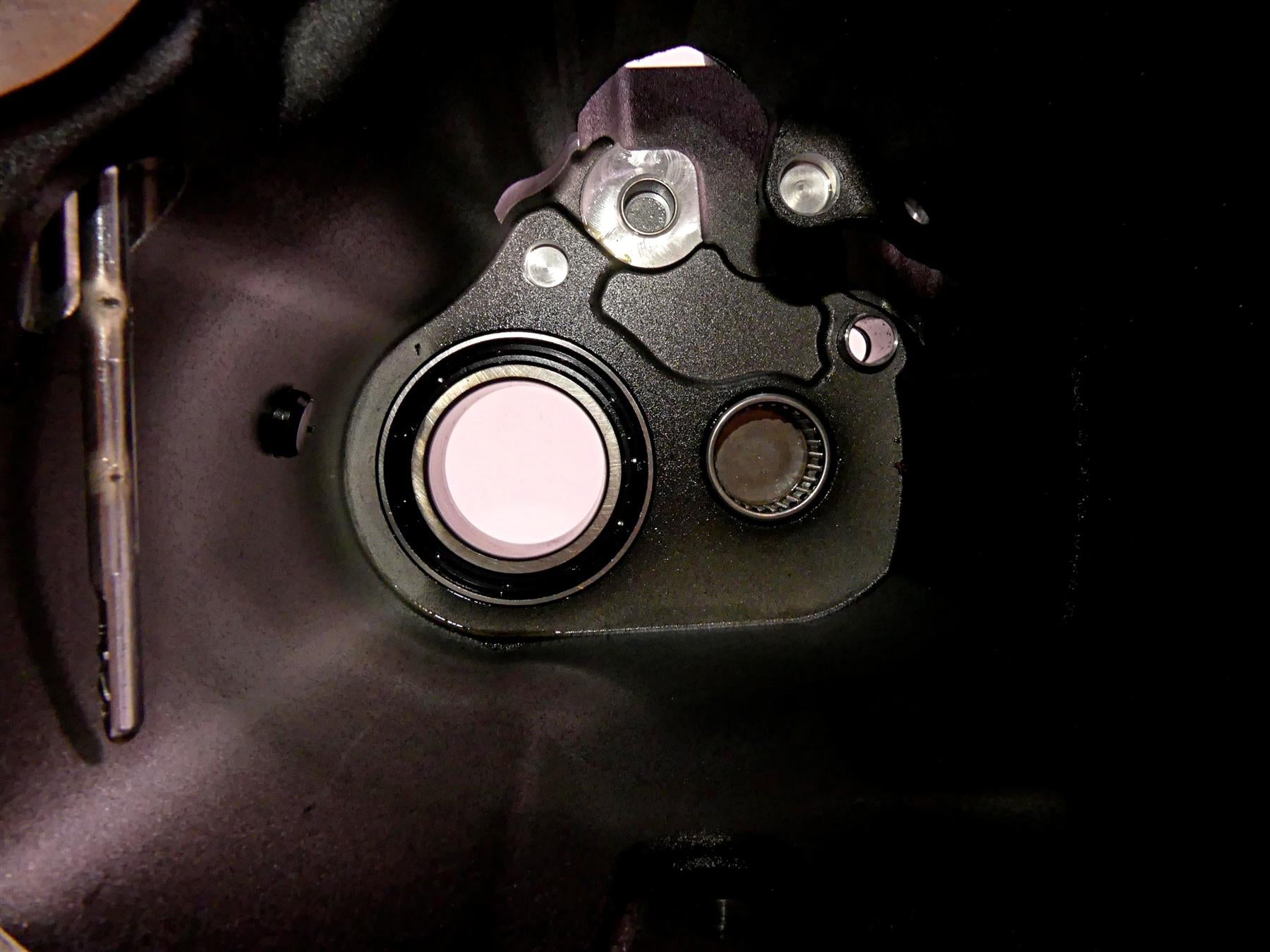 2020 Harley Softail FXST Standard Transmission Gear Box Case Housing M8 34700176 {{ shop.shopifyCountryName }} - Mototech271