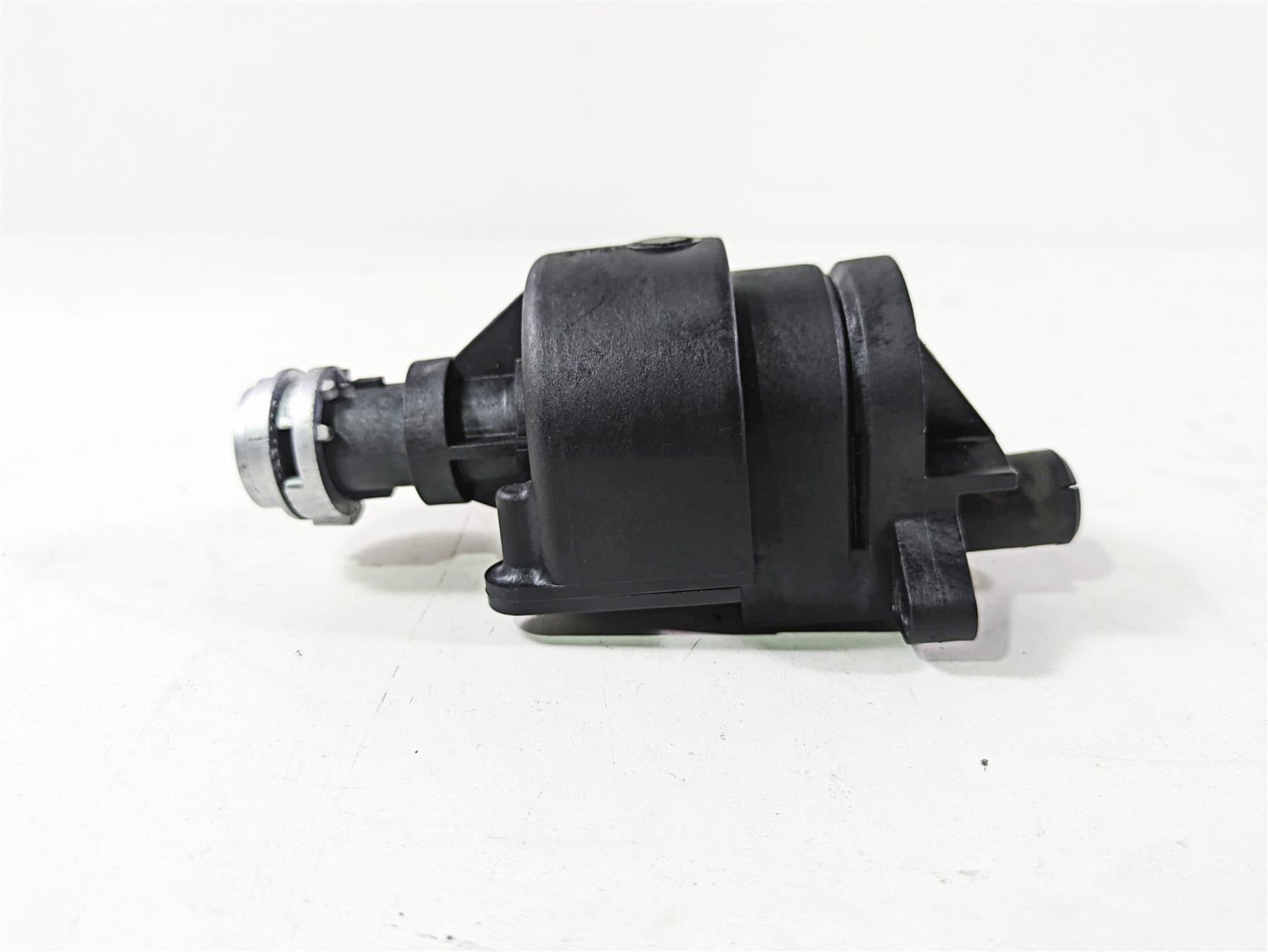 2020 Harley Touring FLHT Electra Glide Ignition Fork Lock Base - Read 71400012B {{ shop.shopifyCountryName }} - Mototech271