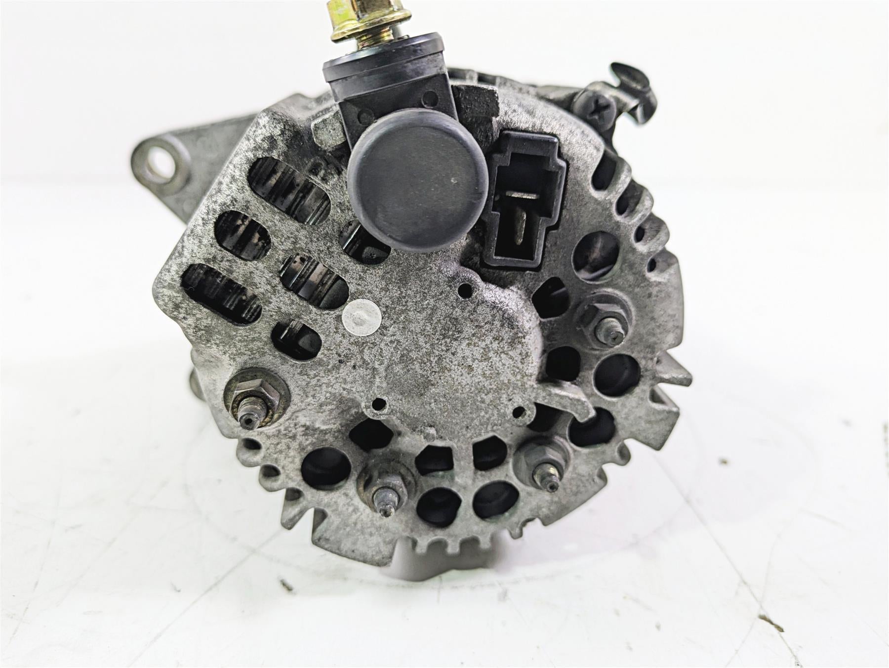 2002 Honda GL1500 CD Valkyrie Deluxe Hitachi Alternator Generator 31100-MZ0-015 {{ shop.shopifyCountryName }} - Mototech271