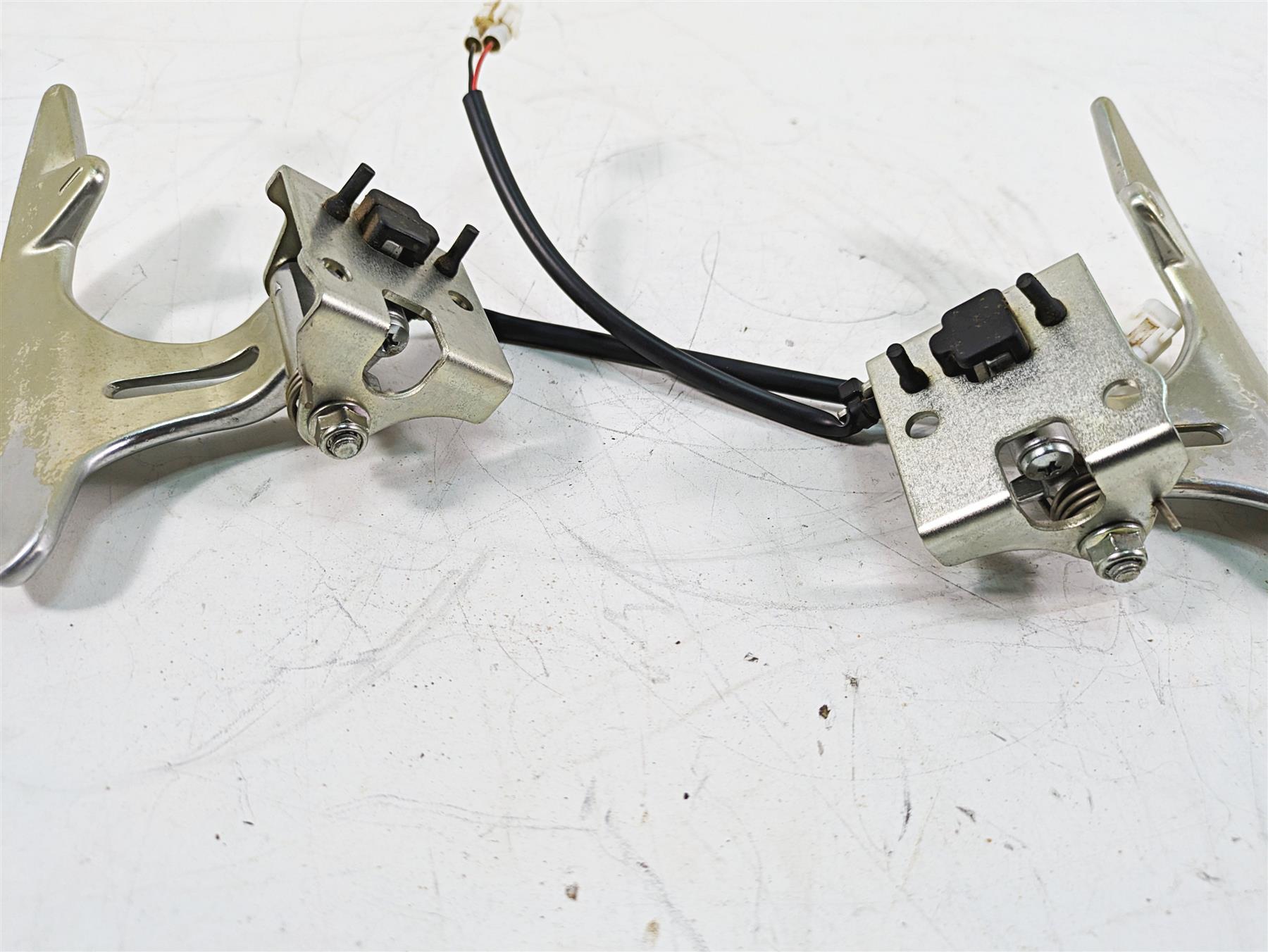 2018 Yamaha YXZ1000R EPS SS Left Right Hand Shifter Shift Paddles B57-2380B-00 {{ shop.shopifyCountryName }} - Mototech271