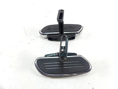 2006 Harley Touring FLHTCU SE E-Glide Rear Floorboard Floor Board Set 47373-04 {{ shop.shopifyCountryName }} - Mototech271