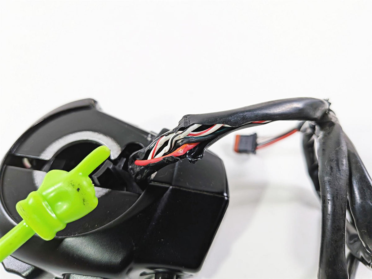 2014 Harley Touring FLHTK Electra Glide Left Hand Cruise Control Switch 71500128-Mototech271