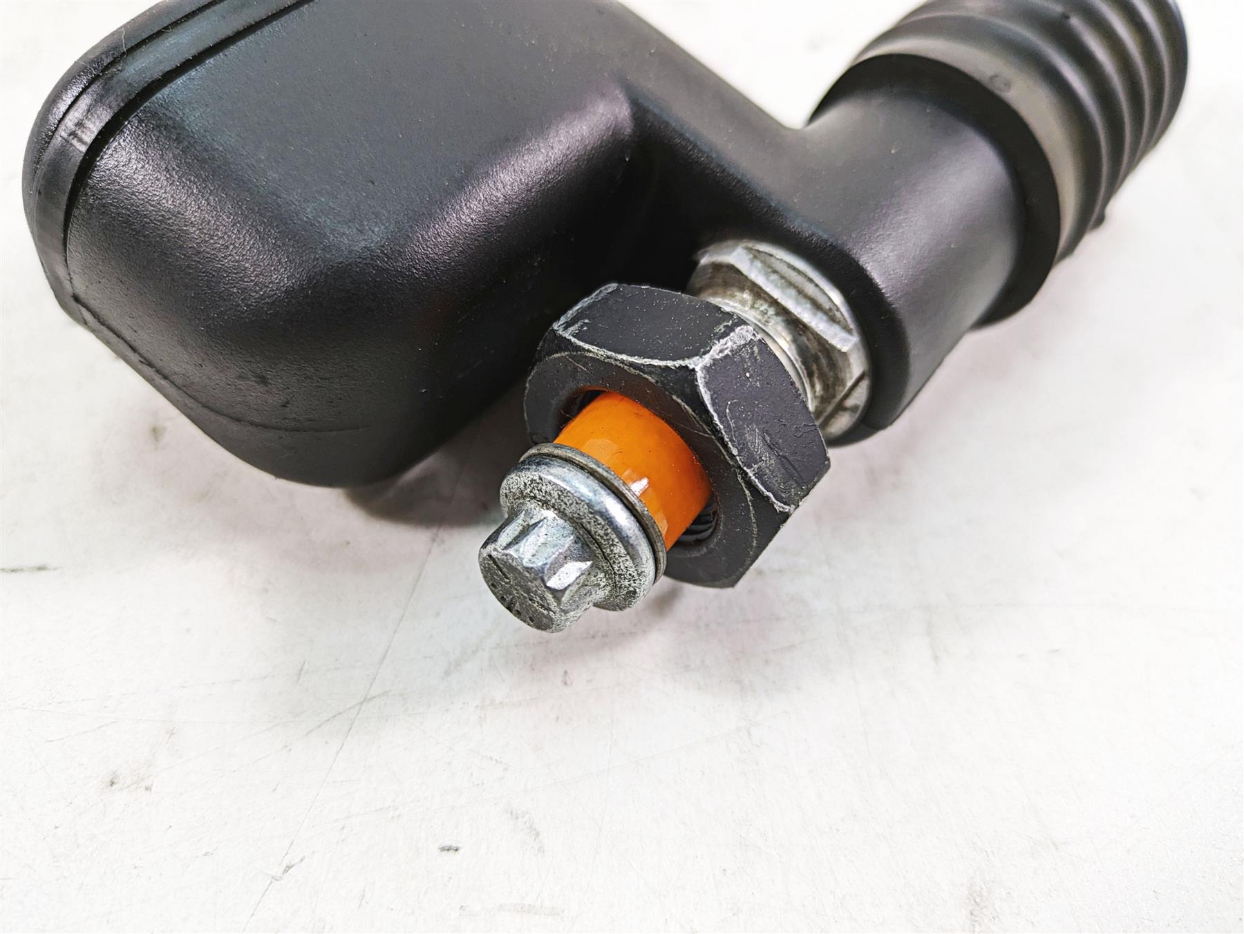 2006 Harley FLSTI Softail Heritage Rear Brake Master Cylinder 41767-05E {{ shop.shopifyCountryName }} - Mototech271