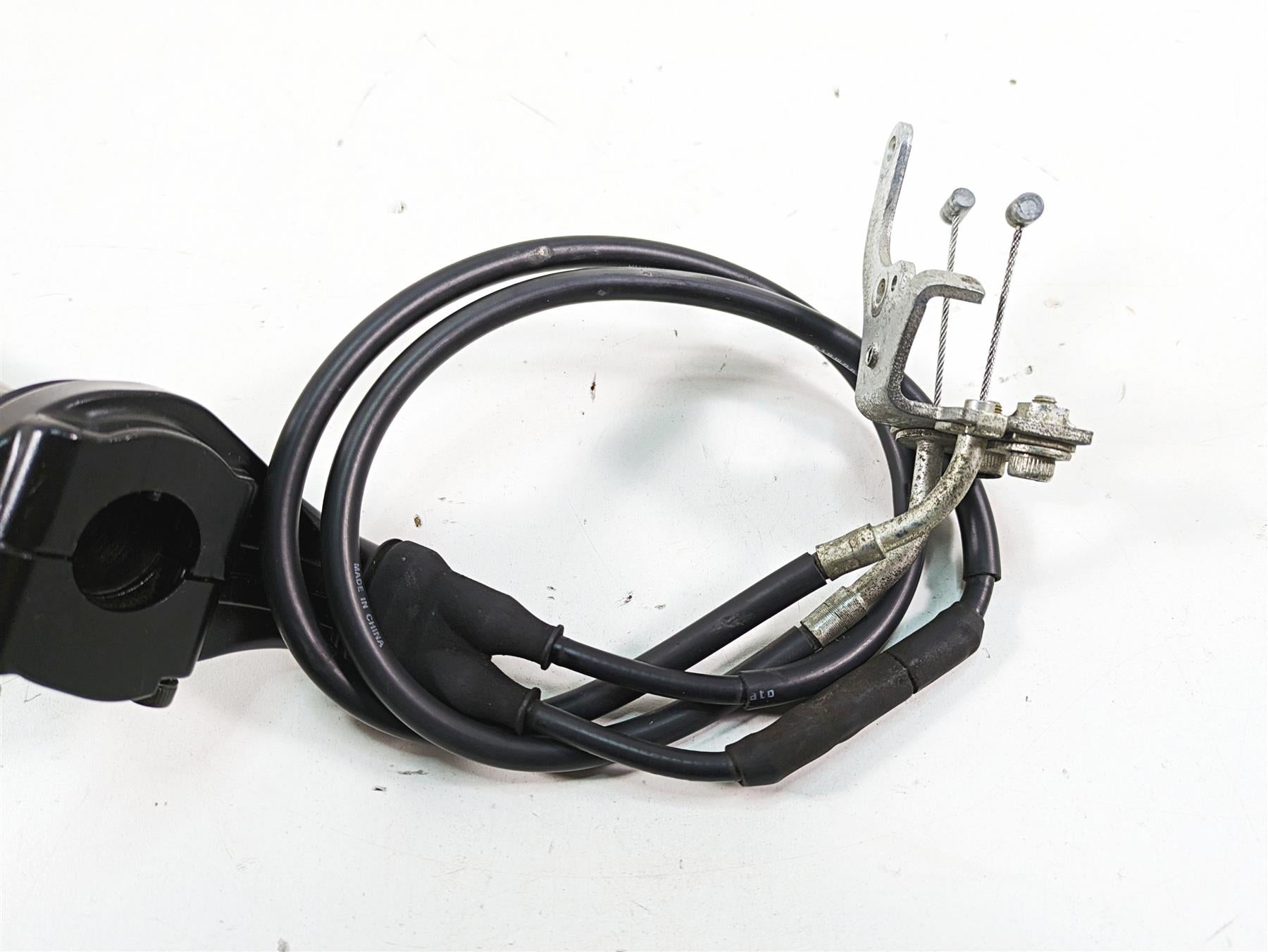 2007 Yamaha R1 YZFR1 Throttle Grip & Cable Set 4C8-26240-00-00 {{ shop.shopifyCountryName }} - Mototech271