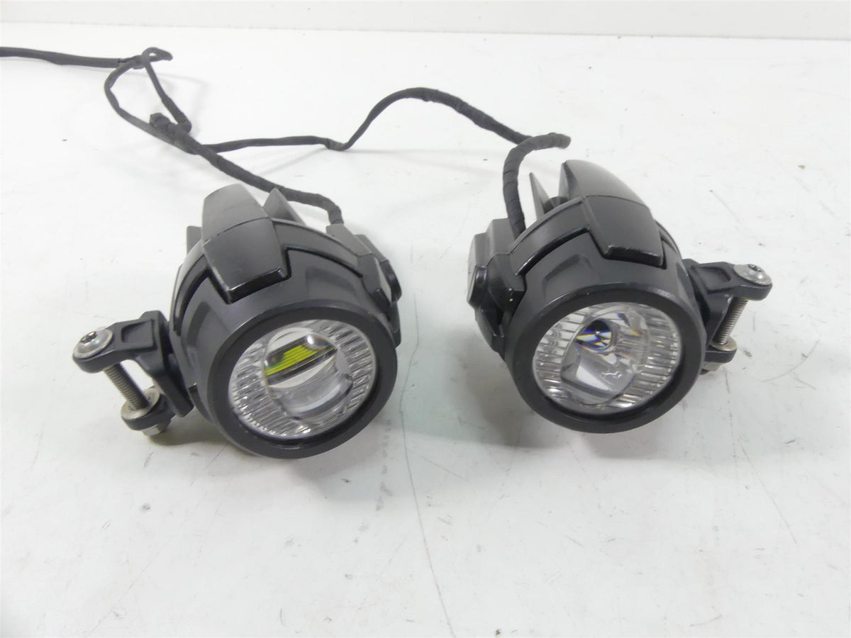 2011 BMW R1200GS K255 Adv Additional Fog Lights Lamps + Wiring 63127709430 {{ shop.shopifyCountryName }} - Mototech271