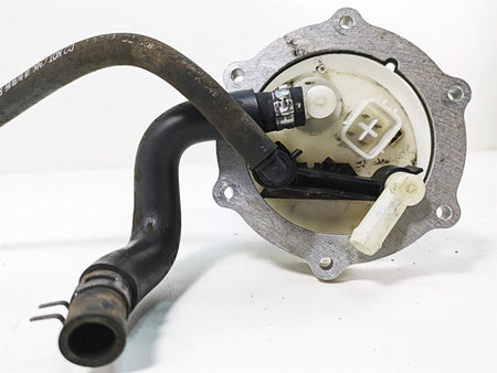 2009 Yamaha XV1900 Raider Fuel Gas Petrol Pump & Sender D7-13907-00-00 {{ shop.shopifyCountryName }} - Mototech271