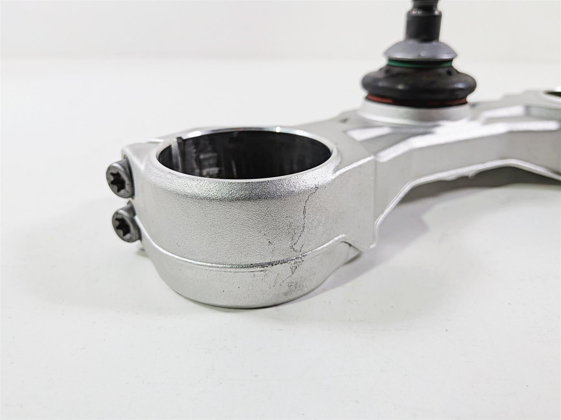 2023 BMW R1250RT RTP K52 Lower Triple Tree Clamp & Ball Joint 31429443338 {{ shop.shopifyCountryName }} - Mototech271