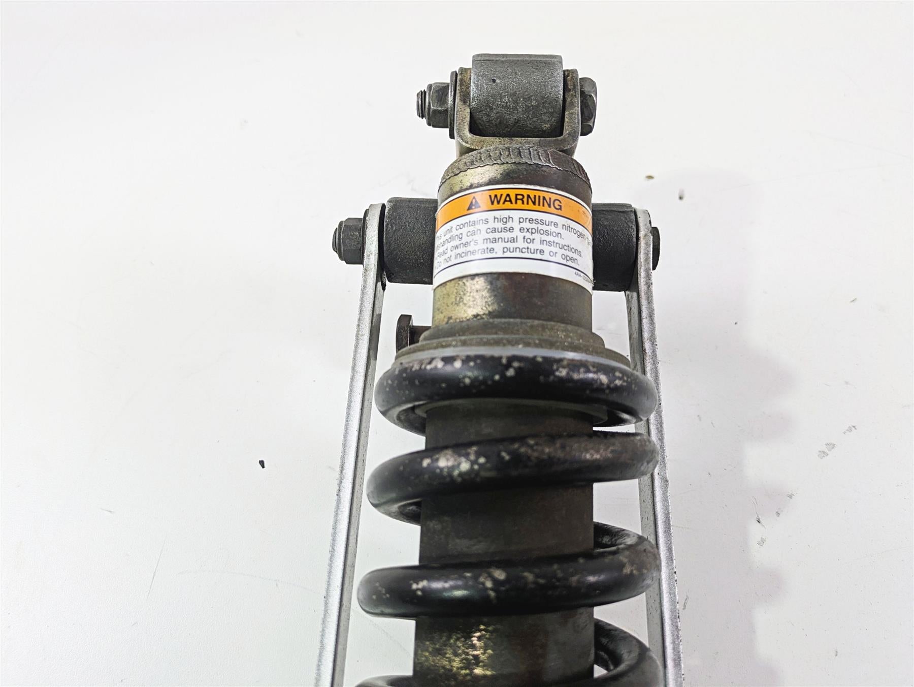 1999 Yamaha XV1600 Road Star Rear Shock Suspension & Linkage 4WM-22210-00 {{ shop.shopifyCountryName }} - Mototech271
