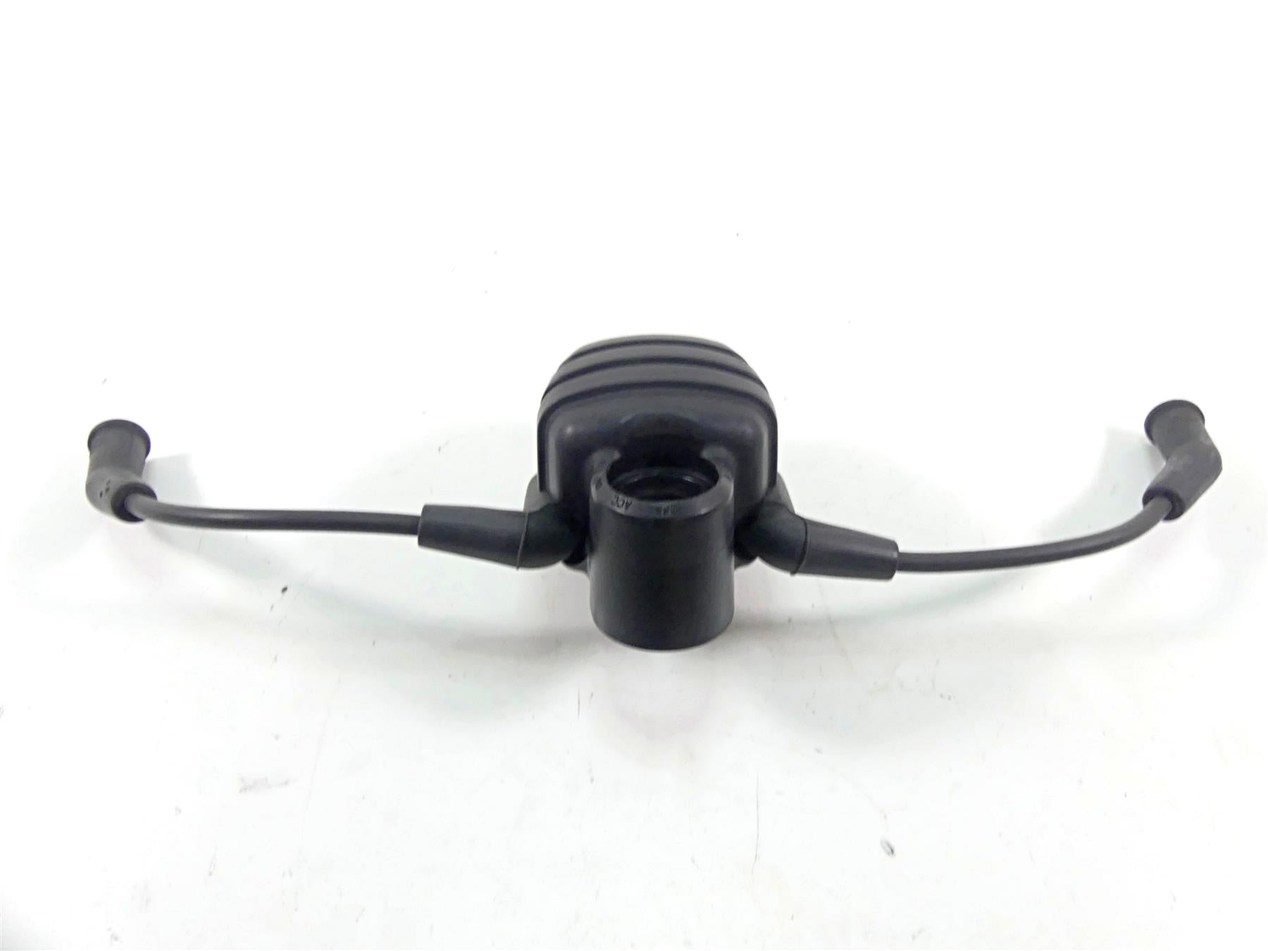 2011 Harley Softail FXS Blackline Ignition Coil Wires Plug Set 31684-11 32001-08 {{ shop.shopifyCountryName }} - Mototech271