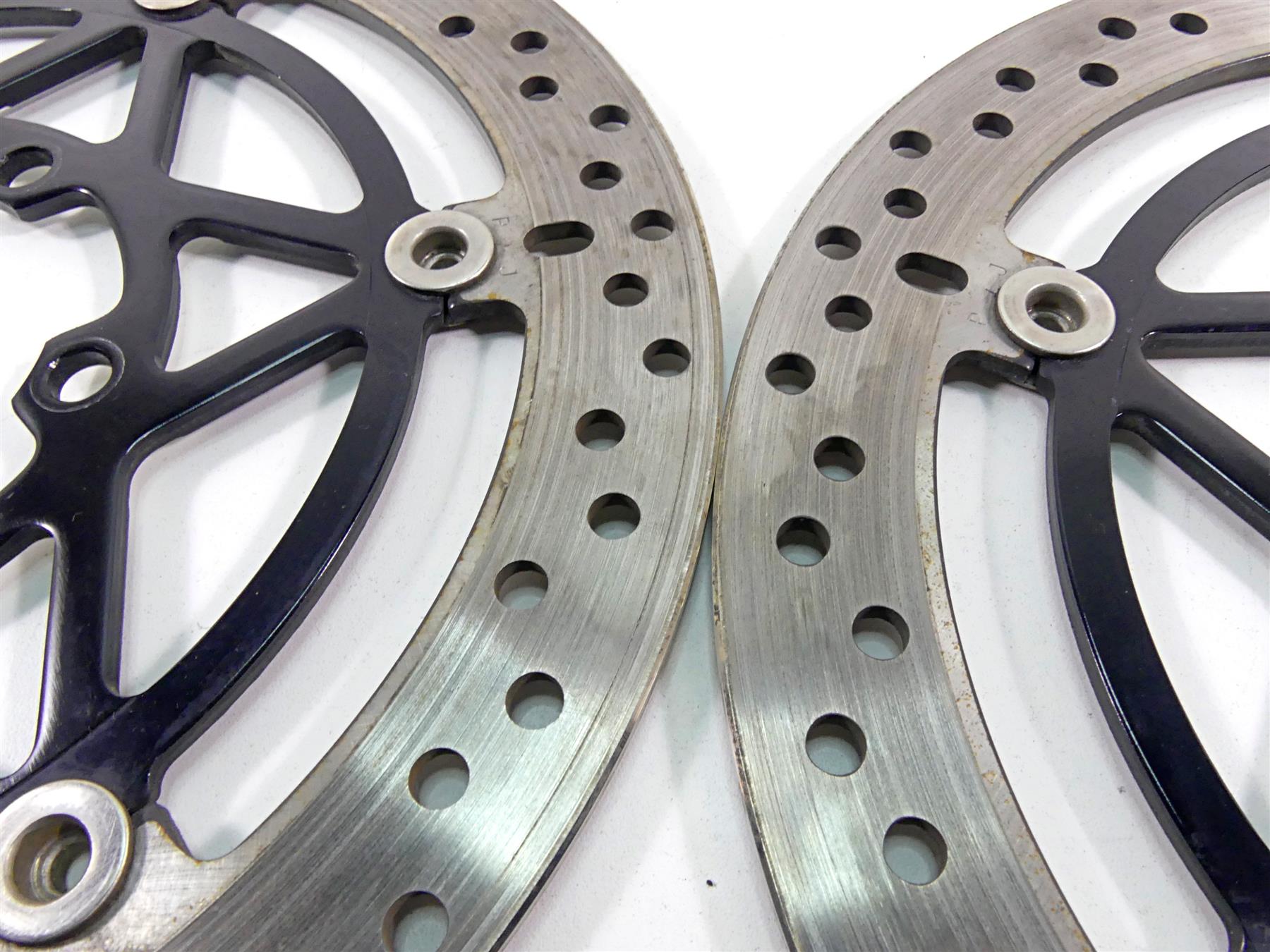 2022 Triumph Speed Triple 1200 RS Front Brake Disc Rotor Set 553miles T2022113 {{ shop.shopifyCountryName }} - Mototech271