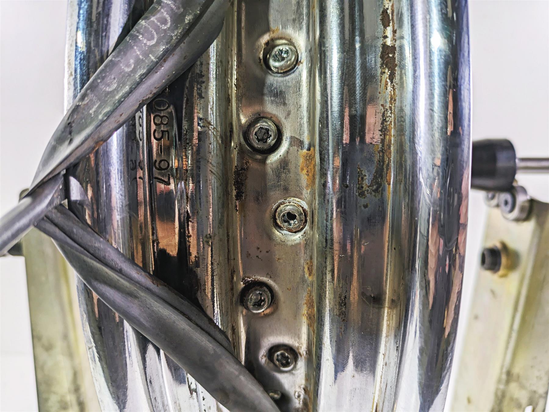 2002 Harley FLSTC Softail Heritage 16x3 Front Wheel Rim Rotor & Cover 43085-97 {{ shop.shopifyCountryName }} - Mototech271