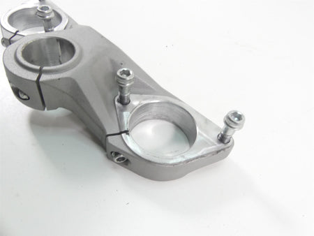 2017 Ducati 939 S Supersport Upper Triple Tree Steering Clamp 34111461AA {{ shop.shopifyCountryName }} - Mototech271