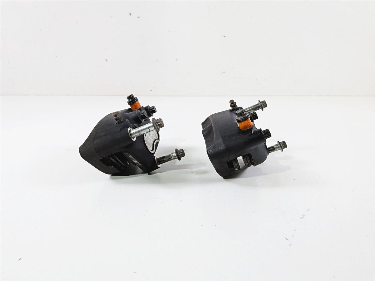 2001 Harley FLHRCI Road King Front Brake Caliper Set 44023-00C 44046-00D {{ shop.shopifyCountryName }} - Mototech271