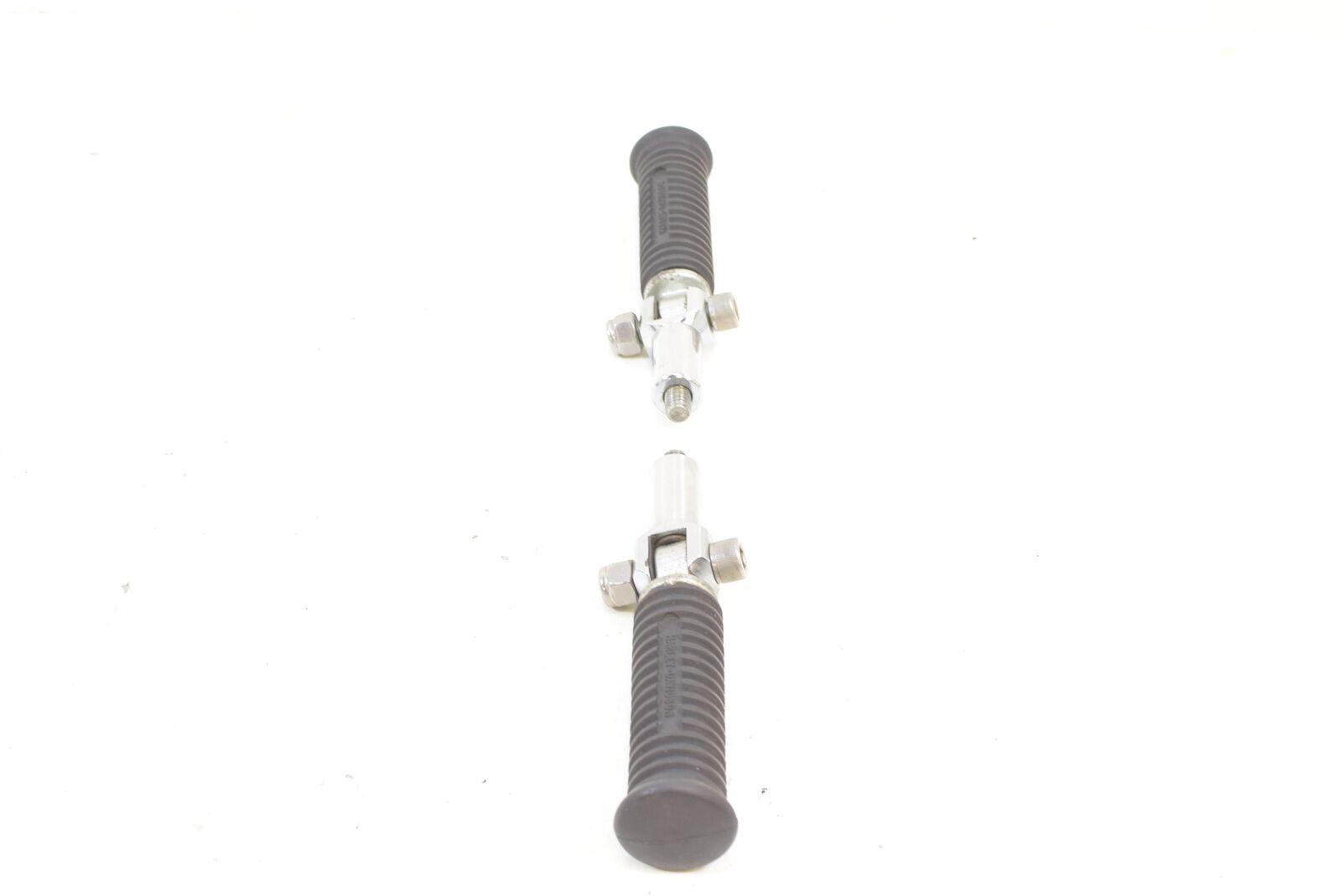 2006 Harley FLSTI Softail Heritage Rear Passenger Foot Peg Footpeg Set {{ shop.shopifyCountryName }} - Mototech271