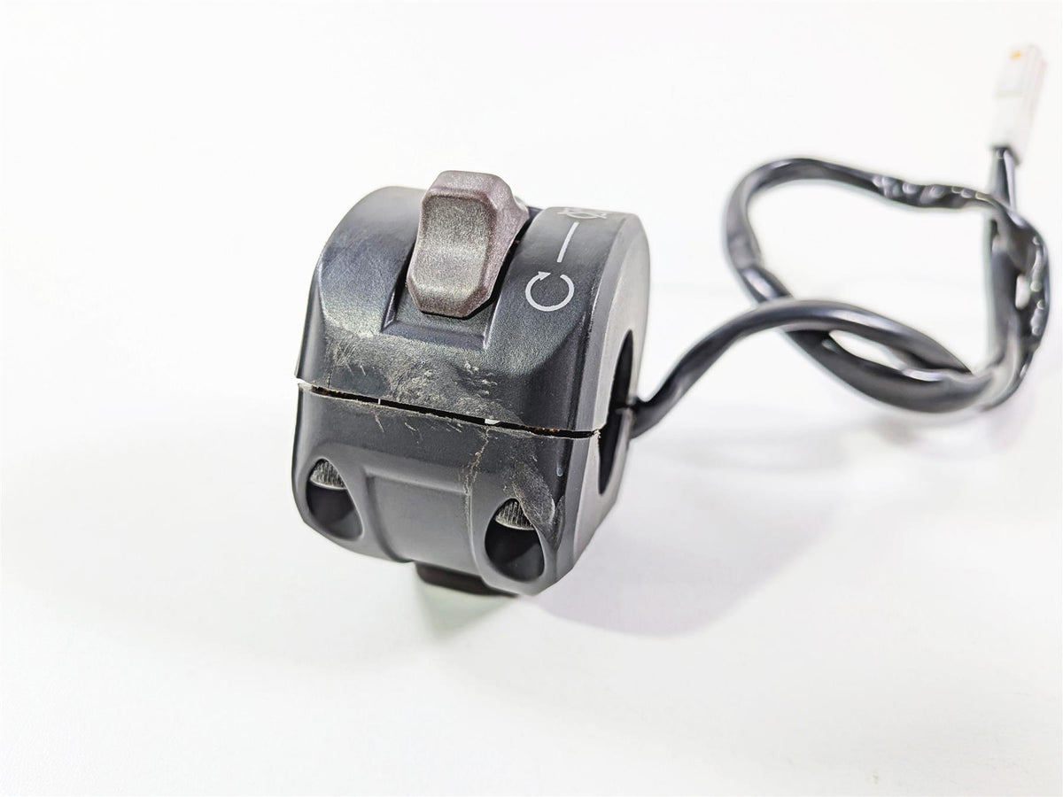 2019 Ducati 959 Panigale Right Hand Start Stop Control Switch - Read 65010094I {{ shop.shopifyCountryName }} - Mototech271
