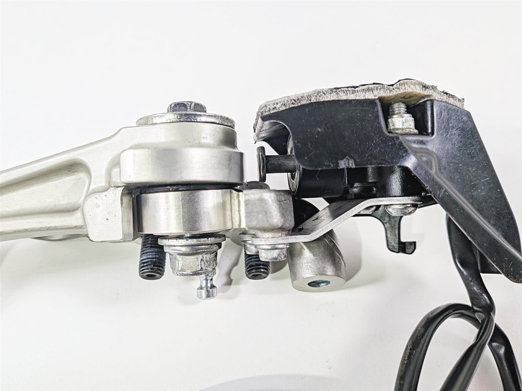 2023 Yamaha MT10 MTN1000 Side Kick Stand Kickstand & Switch B67-27311-00-00 {{ shop.shopifyCountryName }} - Mototech271