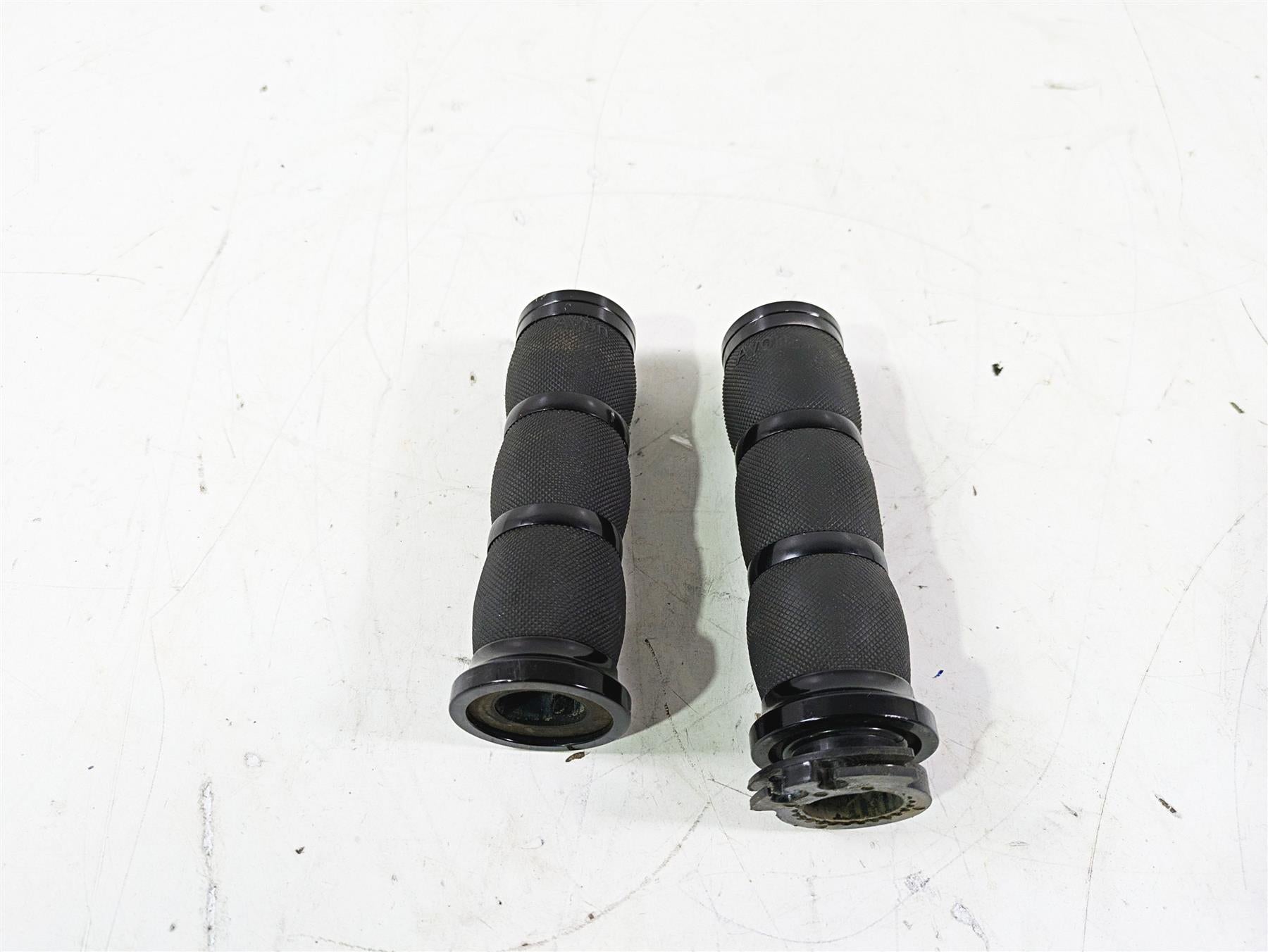 2016 Suzuki GSXR1000 Avon Air Cushion Anodized Grip Set AIR-90 | Mototech271