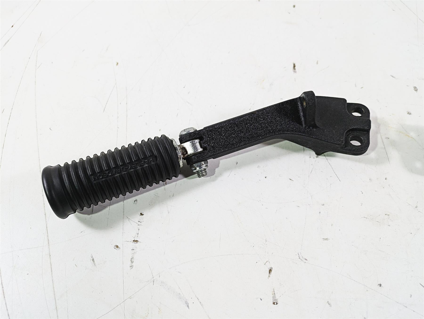 2015 Harley FXDL Dyna Low Rider Rear Passenger Footpeg Rest 49230-06 49224-06A {{ shop.shopifyCountryName }} - Mototech271
