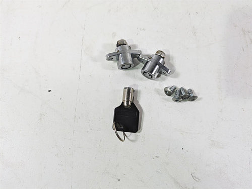 2020 Harley Touring FLHT Electra Glide Saddlebag Lock Key Set 90300024 | Mototech271
