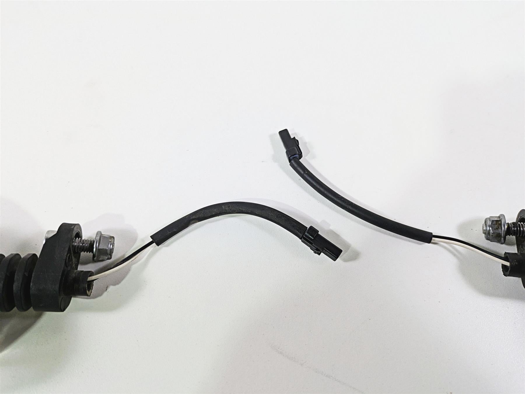 2015 Triumph Tiger Explorer XC Rear Blinker Turn Signal Set T2704220 T2704215 {{ shop.shopifyCountryName }} - Mototech271