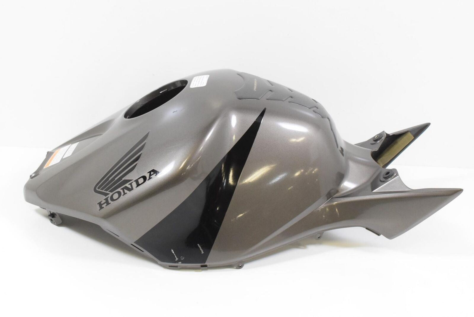 2005 Honda CBR1000RR CBR1000 RR OEM Upper Tank Cover Fairing Cowl 83150-MEL-A00 {{ shop.shopifyCountryName }} - Mototech271
