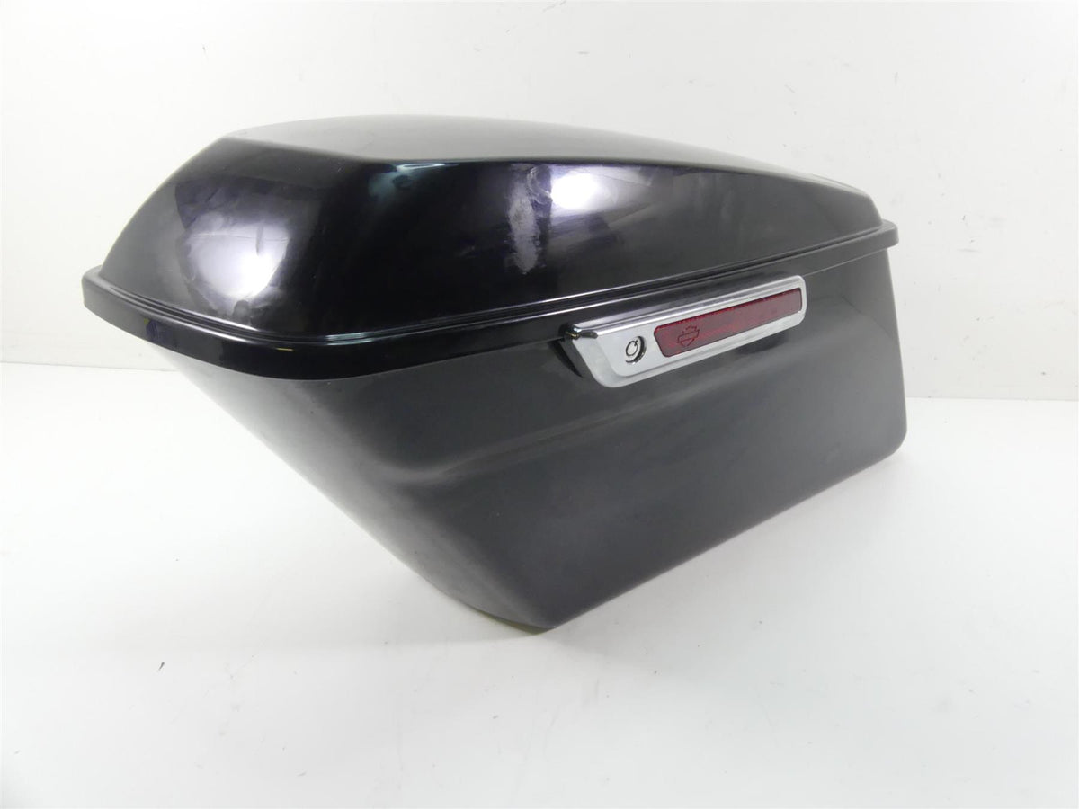 2016 Harley Touring FLHTP Electra Glide Left Saddlebag Vivid Black 90200414 {{ shop.shopifyCountryName }} - Mototech271