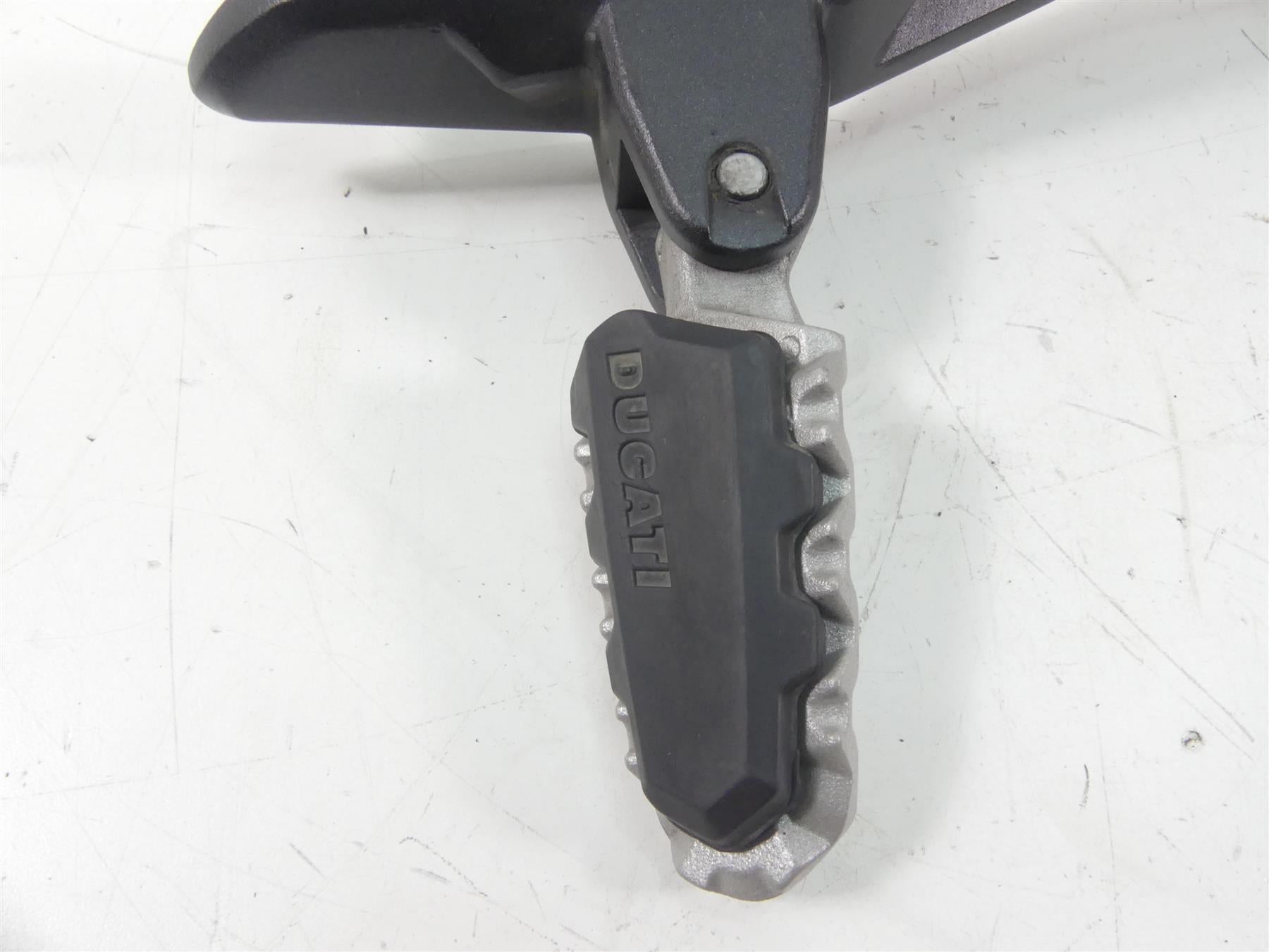 2018 Ducati Hypermotard 939 SP Right Footpeg Bracket Brake Pedal Set 82412101CA {{ shop.shopifyCountryName }} - Mototech271