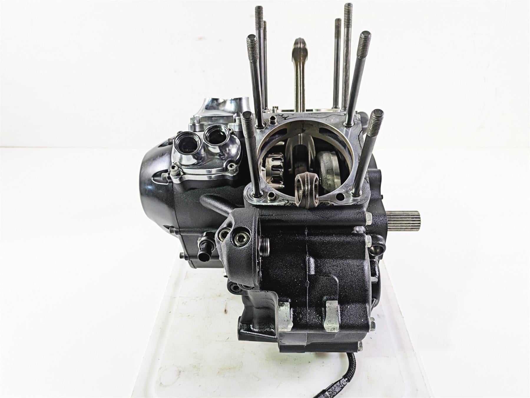 2019 Harley Softail FXDR 114 Milwaukee 8 Crank Case Shaft Cases Set 16200459 {{ shop.shopifyCountryName }} - Mototech271