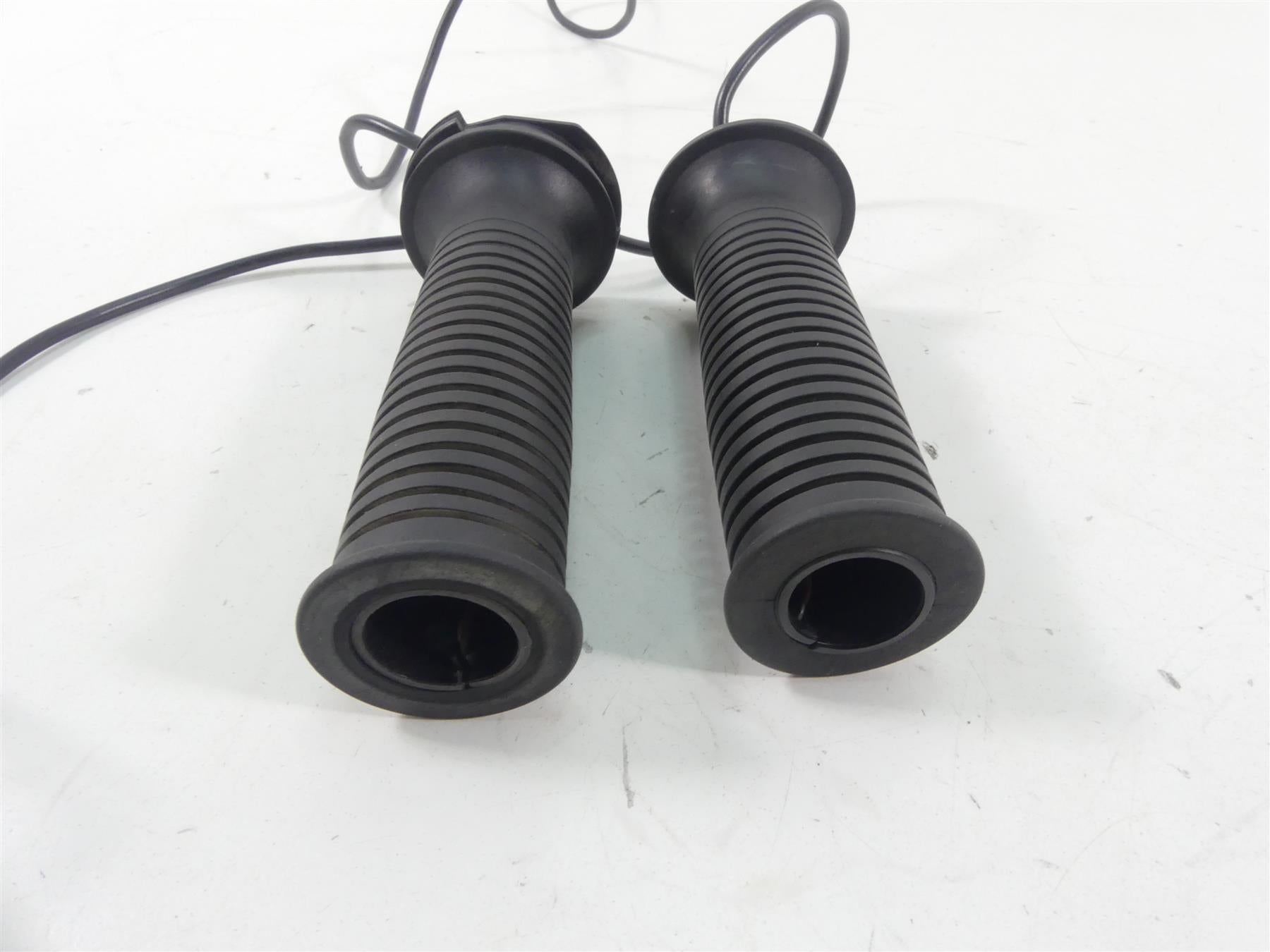 2001 BMW R1150 GS R21 Heated Hand Grip Set - Read 61317694813 61317710440 {{ shop.shopifyCountryName }} - Mototech271