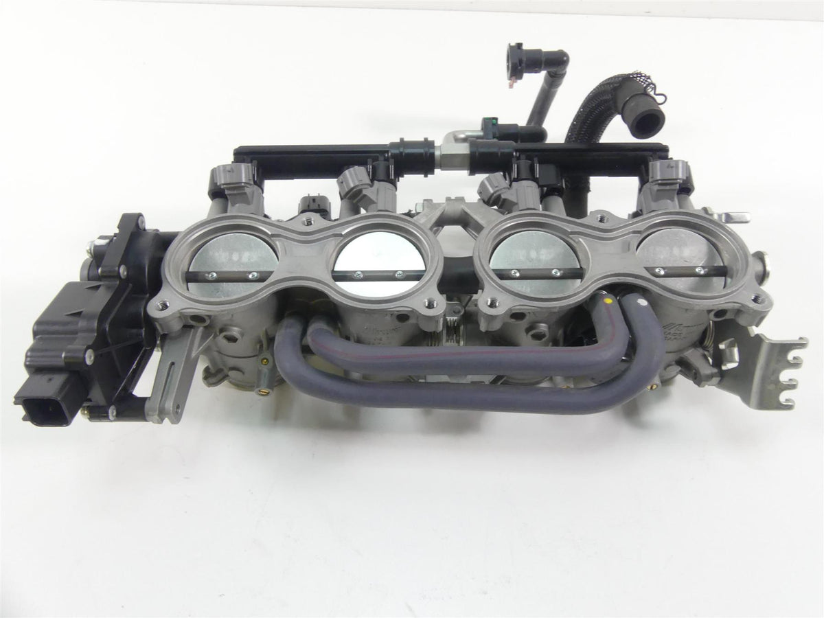 2022 Suzuki GSXR750 Mikuni Throttle Body Bodies Fuel Injection 13406-15J21 {{ shop.shopifyCountryName }} - Mototech271