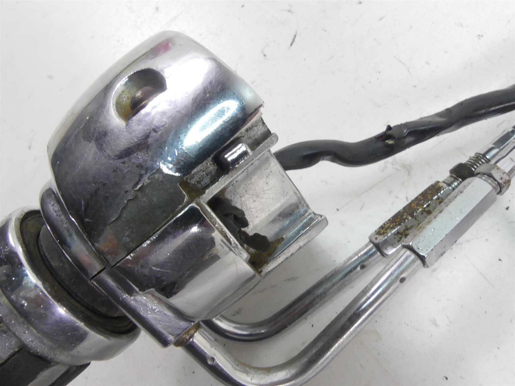 1998 Harley Dyna FXDL Low Rider Right Hand Control Switch Ape Hanger 71684-06A {{ shop.shopifyCountryName }} - Mototech271