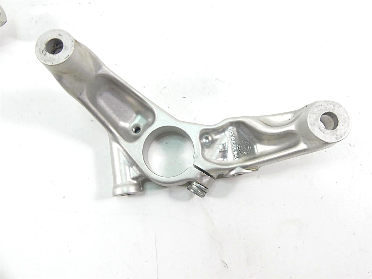 2012 Ducati Panigale 1199S Right Front Footpeg Brake Pedal & Mount 8291A441AA {{ shop.shopifyCountryName }} - Mototech271