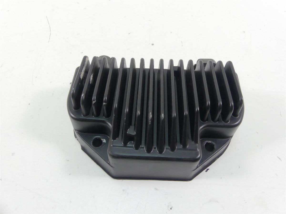 2015 Harley FLD Dyna Switchback Rectifier Voltage Regulator - Read 74631-08A {{ shop.shopifyCountryName }} - Mototech271