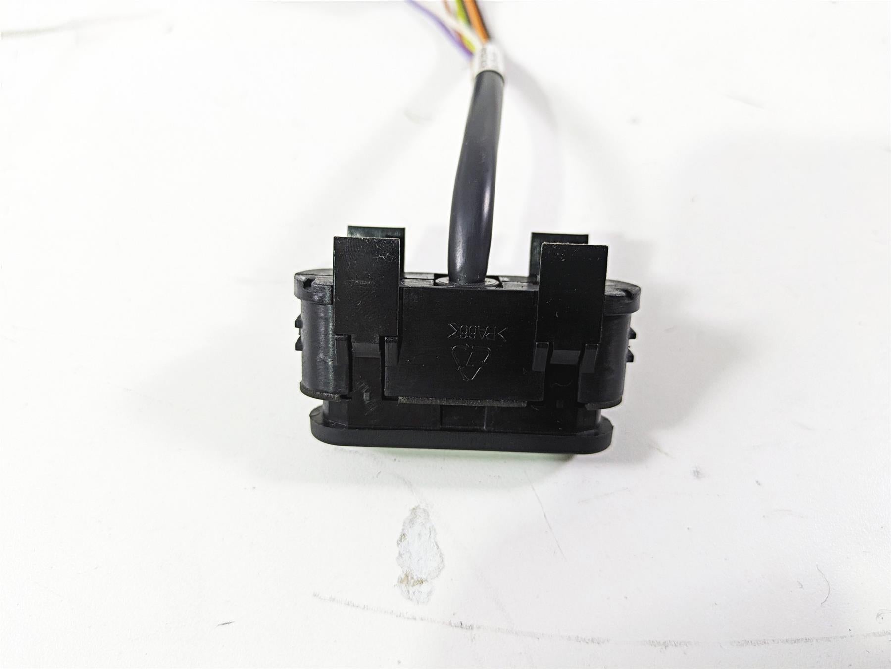 2008 Harley Touring FLHTCU E-Glide 105TH Instrument Indicator Lights 68789-96B {{ shop.shopifyCountryName }} - Mototech271
