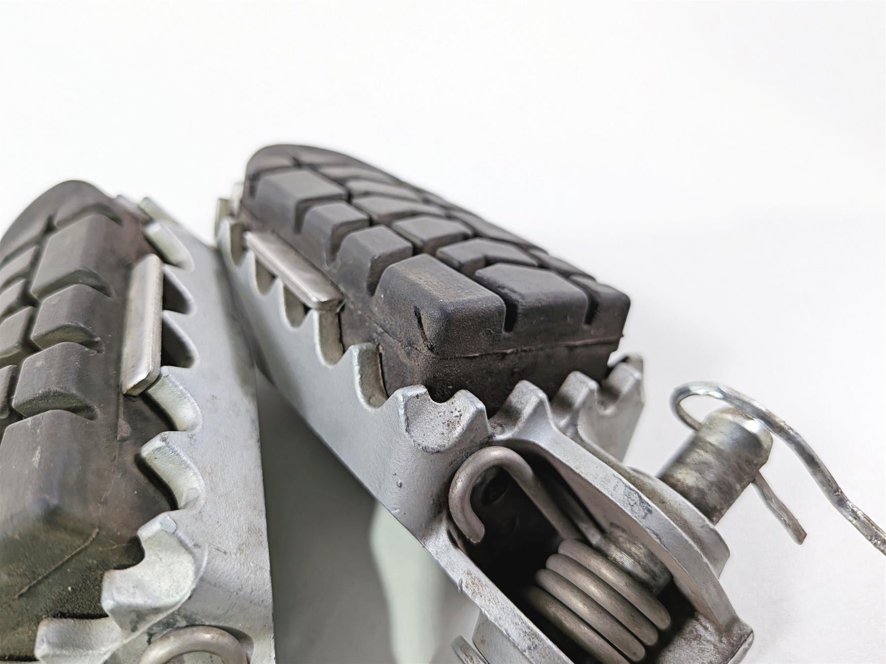 2005 KTM 950 LC8 Adventure Front Rider Foot Peg Rest Set 59003040250 78003041050 {{ shop.shopifyCountryName }} - Mototech271