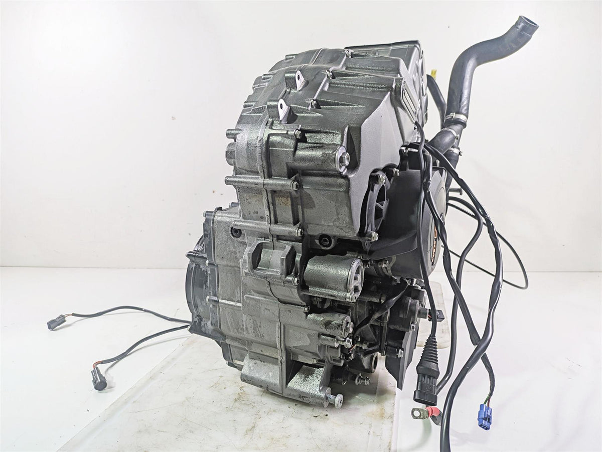 2017 KTM 1290 Super Duke GT Engine Motor LC8 7K - Only 6143000004424 {{ shop.shopifyCountryName }} - Mototech271