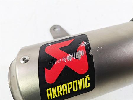 2017 BMW S1000RR K46 Akrapovic Titanium Slip-On Exhaust Muffler S-B10SO8-CUBT {{ shop.shopifyCountryName }} - Mototech271