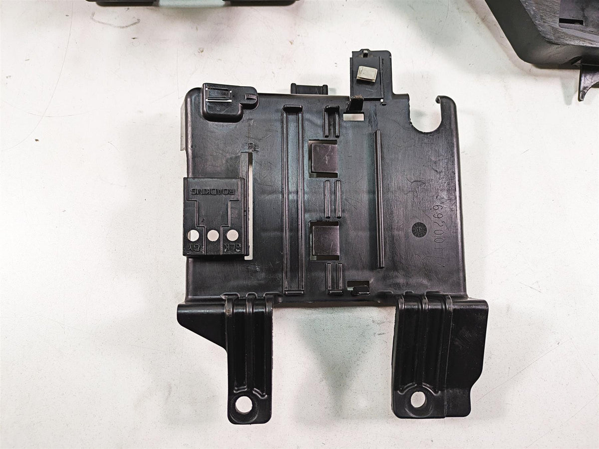 2018 Harley Touring FLHXSE CVO Street Glide Battery Tray & Holder Set 66000010A {{ shop.shopifyCountryName }} - Mototech271