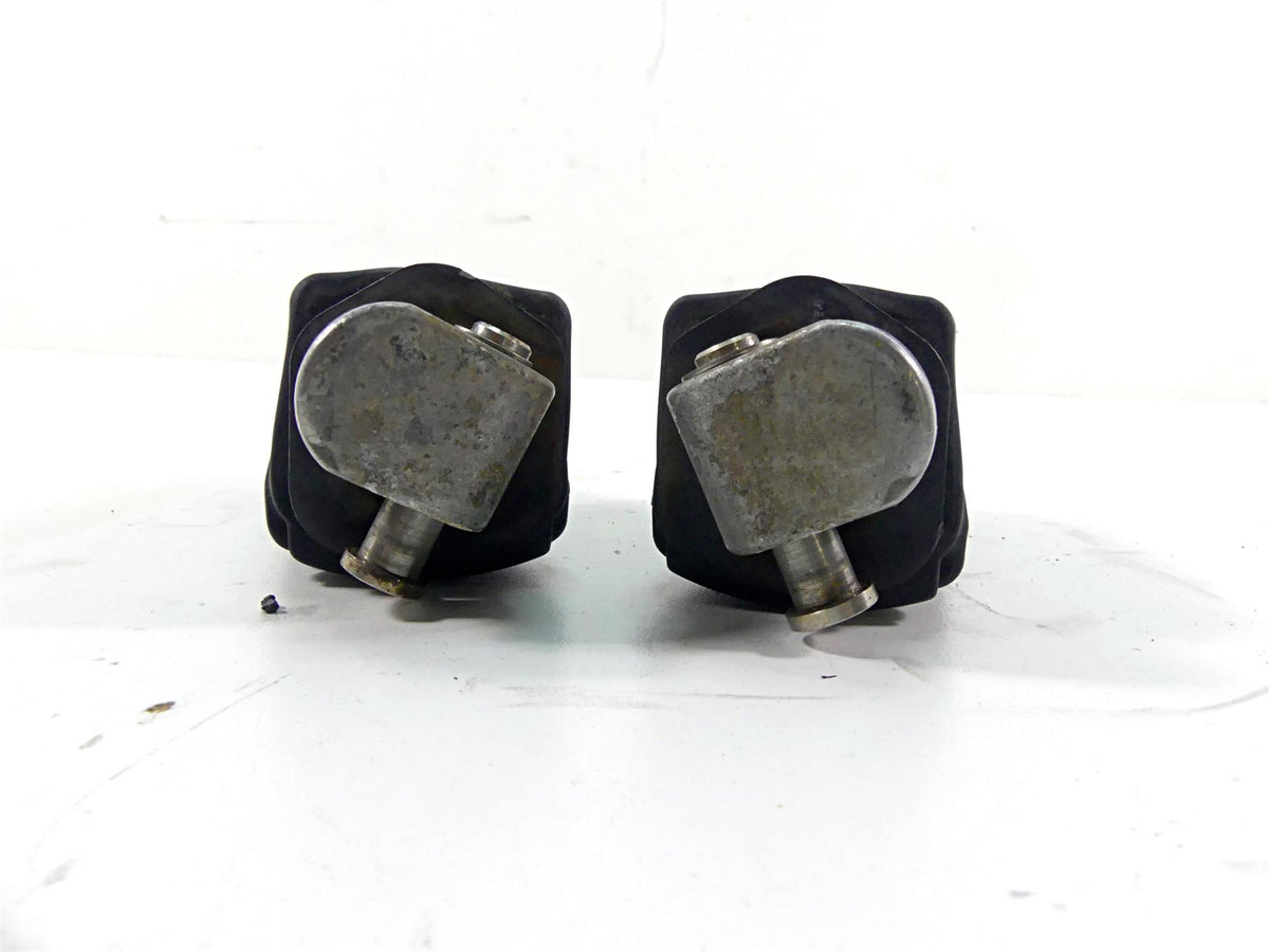2009 BMW R1200GS K255 Adv Rear Passenger Foot Pegs Footpeg Rest Set 46712310404 {{ shop.shopifyCountryName }} - Mototech271