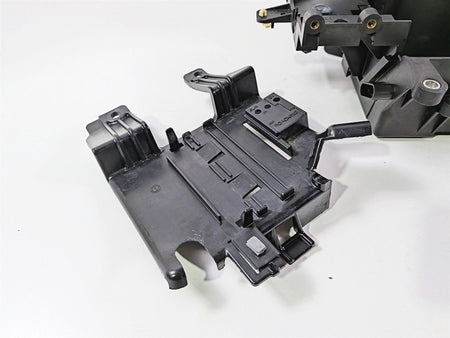 2014 Harley Touring FLHTK Electra Glide Battery & Ecm Holder - Read 66000010A-Mototech271