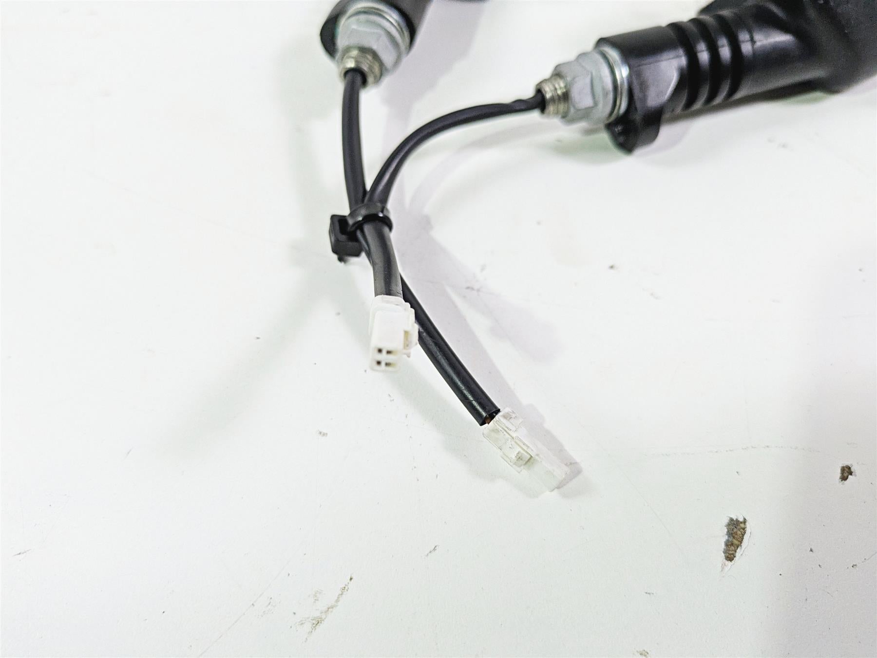 2018 KTM 1290 Super Adv S Front Blinker Turn Signal Set 60314025000 60314026000 {{ shop.shopifyCountryName }} - Mototech271