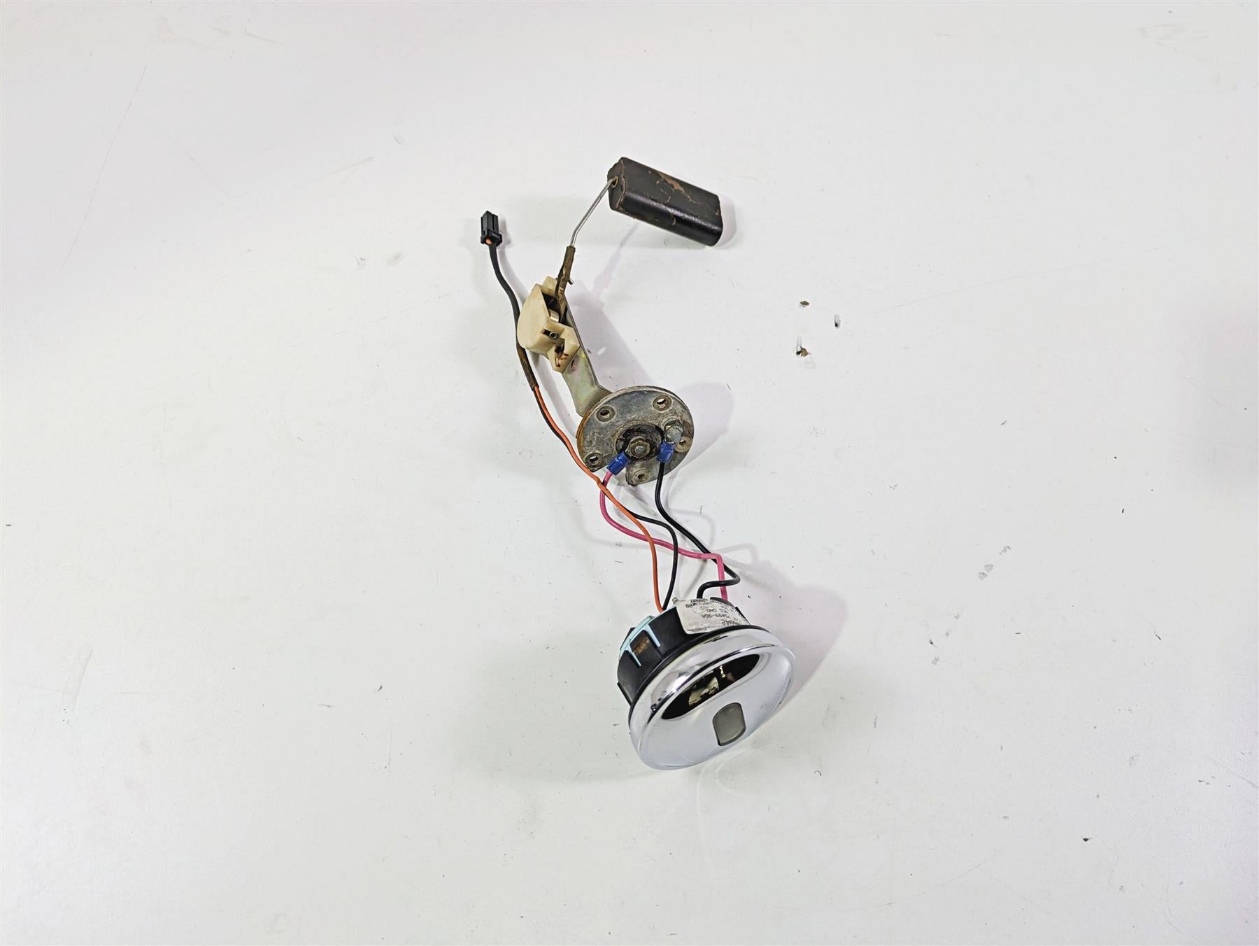1998 Harley Touring FLHRCI Road King Fuel Gas Level Sender & Gauge 75064-96