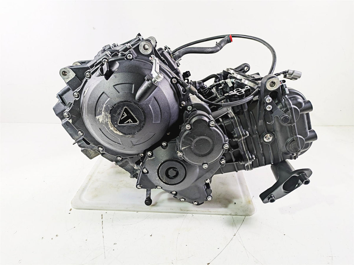 2019 Triumph Speed Triple RS 1050 Running Engine Motor 25K -Video T1162225 {{ shop.shopifyCountryName }} - Mototech271