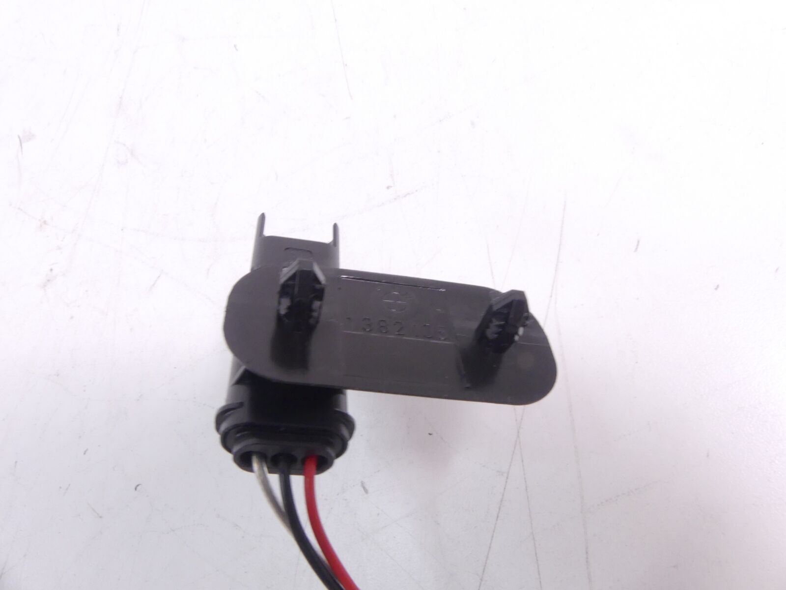 2018 BMW K1600 Bagger Oil Level Temperature Sensor + Wiring 12617708883 {{ shop.shopifyCountryName }} - Mototech271