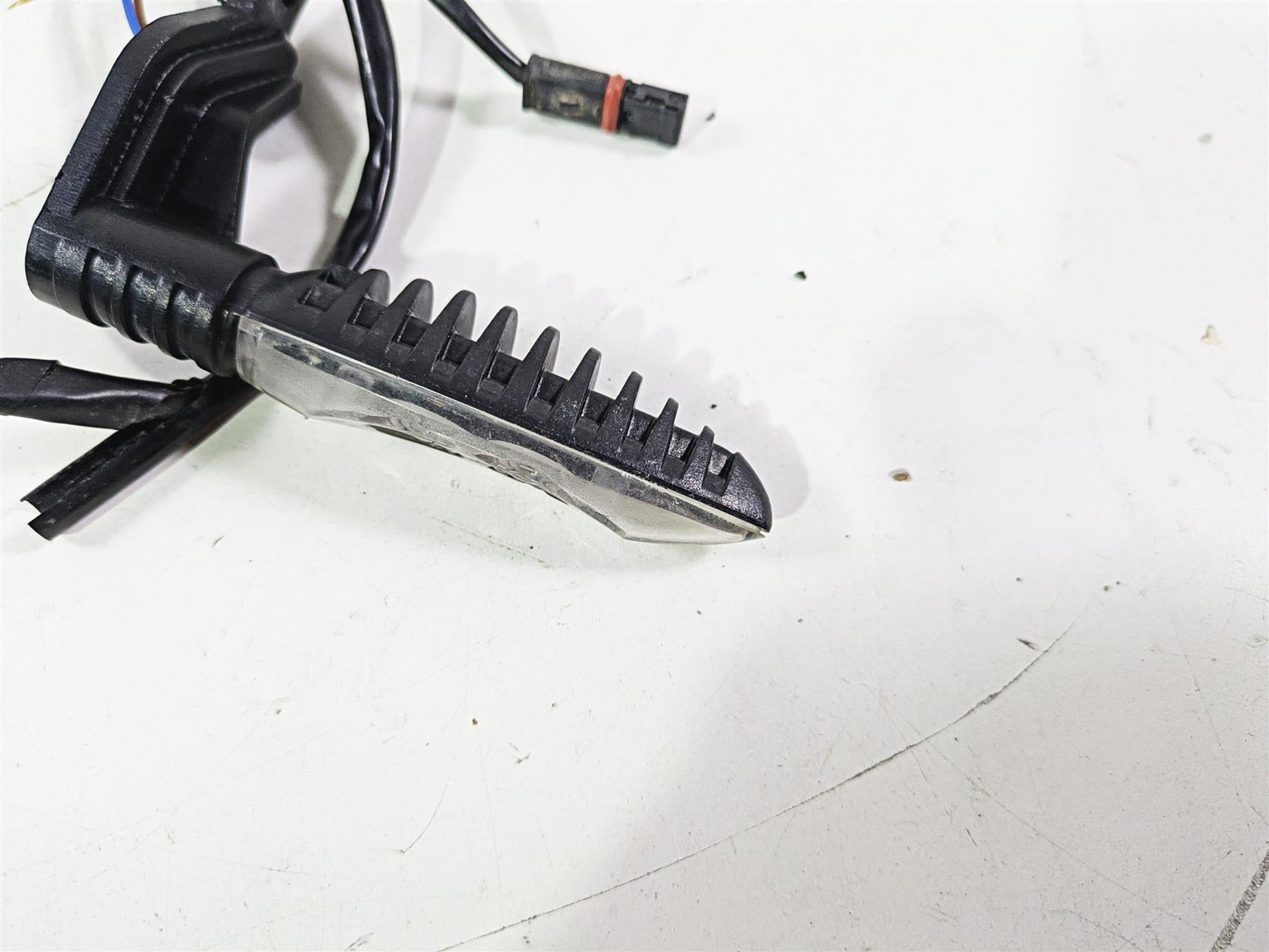 2015 BMW R1200GS Adv K51 Left Oem Rear LED Blinker Turn Signal 63238522500 {{ shop.shopifyCountryName }} - Mototech271