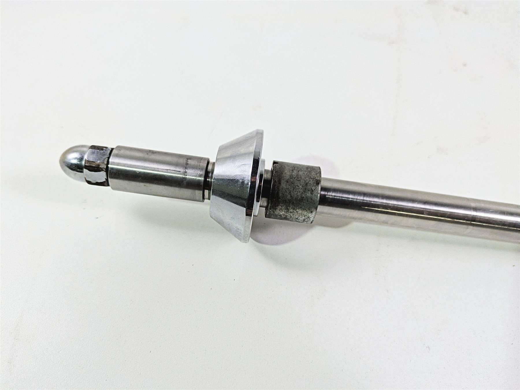 2004 Harley Softail FXSTDI Deuce Front Axle Wheel Spindle 3/4" 43354-00 {{ shop.shopifyCountryName }} - Mototech271