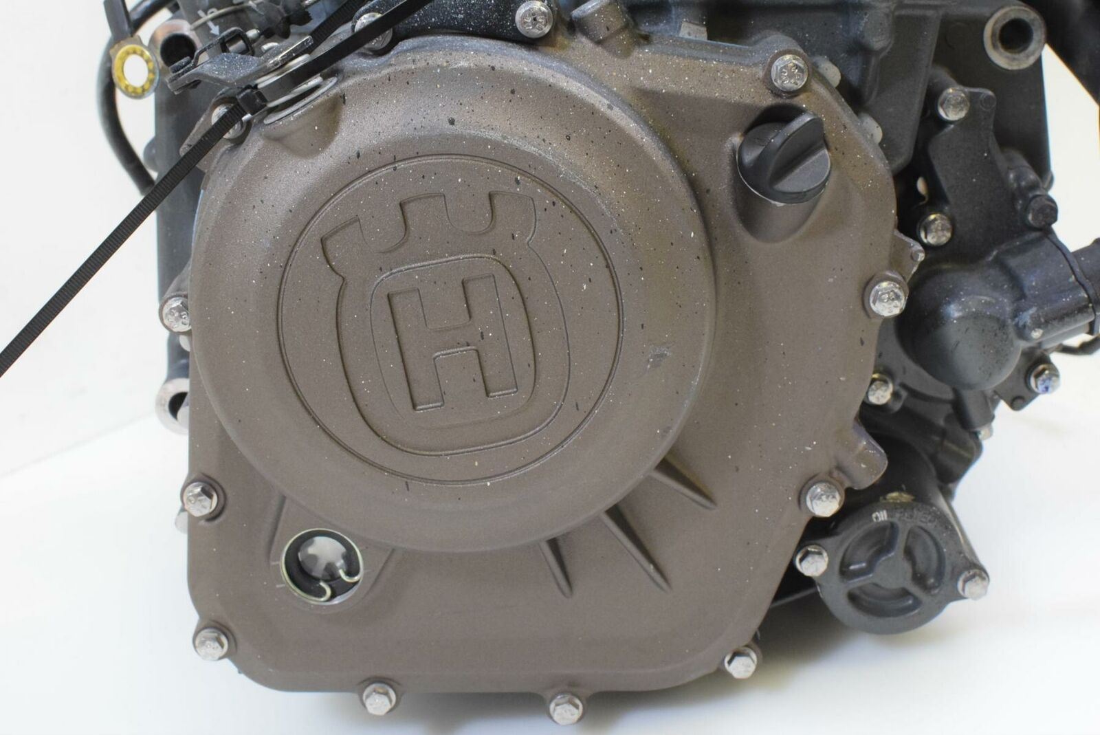 2018 Husqvarna 401 Vitpilen Running Engine Motor 833mi Only -Video 90230000444 {{ shop.shopifyCountryName }} - Mototech271